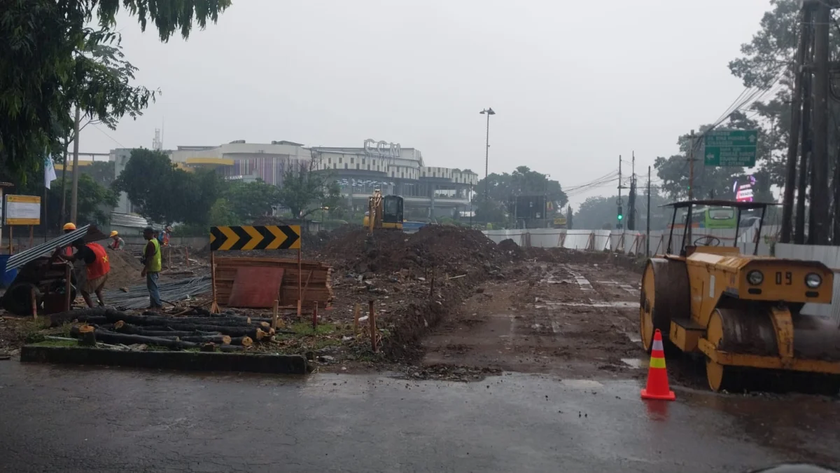 Gelontorkan Rp2,2 Miliar untuk Atasi Kemacetan, Pemkab Bogor Bangun Jalan di Simpang Daralon 