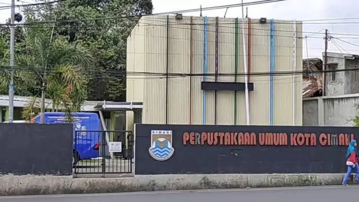 Meski Literasi Digital Meningkat, Pemkot Diminta Inovasi Perpustakaan Lewat Teknologi Perpustakaan Umum Kota Cimahi. (Mong / Jabar Ekspres)