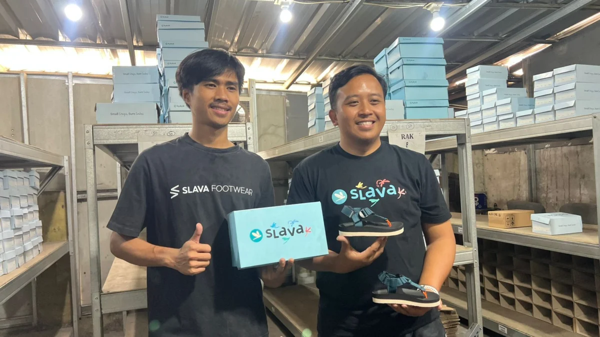Dari Produsen Hingga Jadi Brand: Bukti Nyata Slava Tawarkan Sepatu Anak dengan Desain Casual yang Laris di Shopee Dari Produsen Hingga Jadi Brand: Bukti Nyata Slava Tawarkan Sepatu Anak dengan Desain Casual yang Laris di Shopee