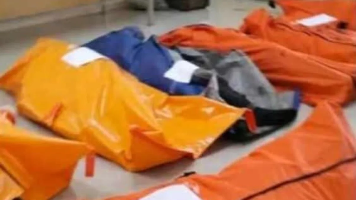 Tragedi Maut di Garut: 11 Orang Dilaporkan Tewas saat Pemusnahan Amunisi Musibah tragis mengguncang Desa Sagara, Kecamatan Cibalong, Kabupaten Garut, Senin pagi (12/5/2025), saat kegiatan pemusnahan amunisi tak layak pakai berakhir dengan ledakan dahsyat yang menewaskan 11 orang di lokasi kejadian.