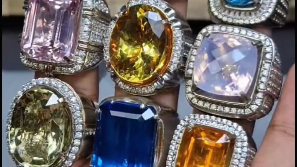 Begini Cara Mengecek Keaslian Batu Akik, Hati-hati Batu Sintetis Begini Cara Mengecek Keaslian Batu Akik, Hati-hati Batu Sintetis