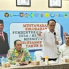 Menteri Koperasi RI, Budi Arie saat Berkunjung ke Kelurahan Cibeber, Cimahi Selatan, Kota Cimahi (Mong)