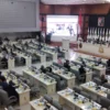 eluruh anggota Fraksi PDI Perjuangan DPRD Jabar Walk Out. Hari itu Rapat Paripurna akan membahas sejumlah agenda. Yakni pandangan fraksi terhadap usulan Raperda