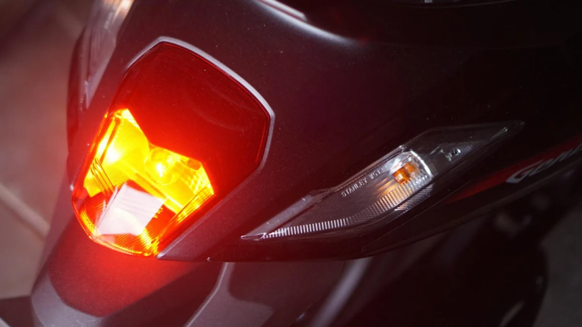 Jangan Anggap Sepele Lampu Rem, Ini Fungsi dan Penyebab Umumnya Sering Putus Jangan Anggap Sepele Lampu Rem, Ini Fungsi dan Penyebab Umumnya Sering Putus