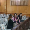 Proses Persidangan Gugatan Lisa Mariana di Tunda terhadap mantan Gubernur Jabar Ridwan Kamil