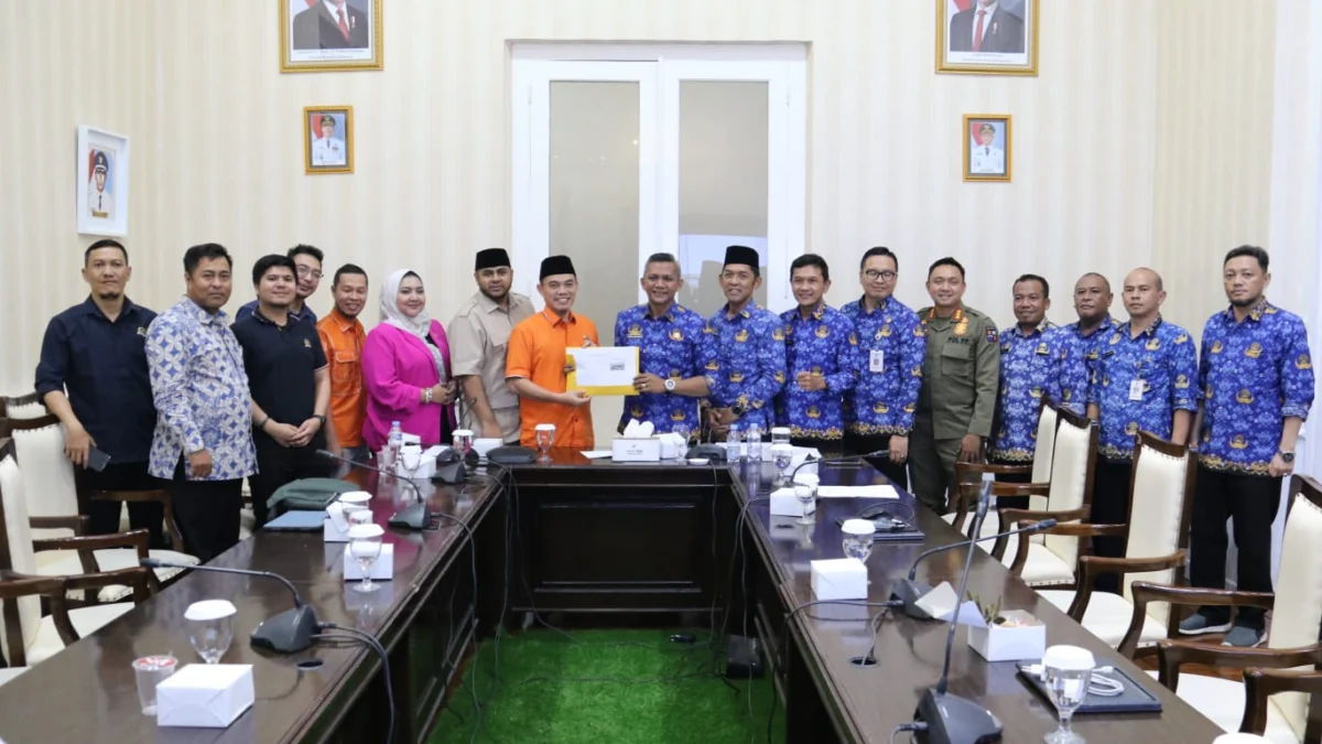 Jajaran Komisi I DPRD Kota Bogor saat menggelar rapat bersama jajaran Pemkot Bogor belum lama ini. (Foto: Humpropub DPRD Kota Bogor)
