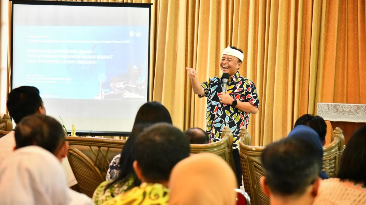 Jadwal Musrenbang Kacau, Dewan Dorong Sekda Perbaiki Tata Administrasi Sekda Jabar Herman Suryatman saat di Musrenbang di Cirebon beberapa waktu lalu.