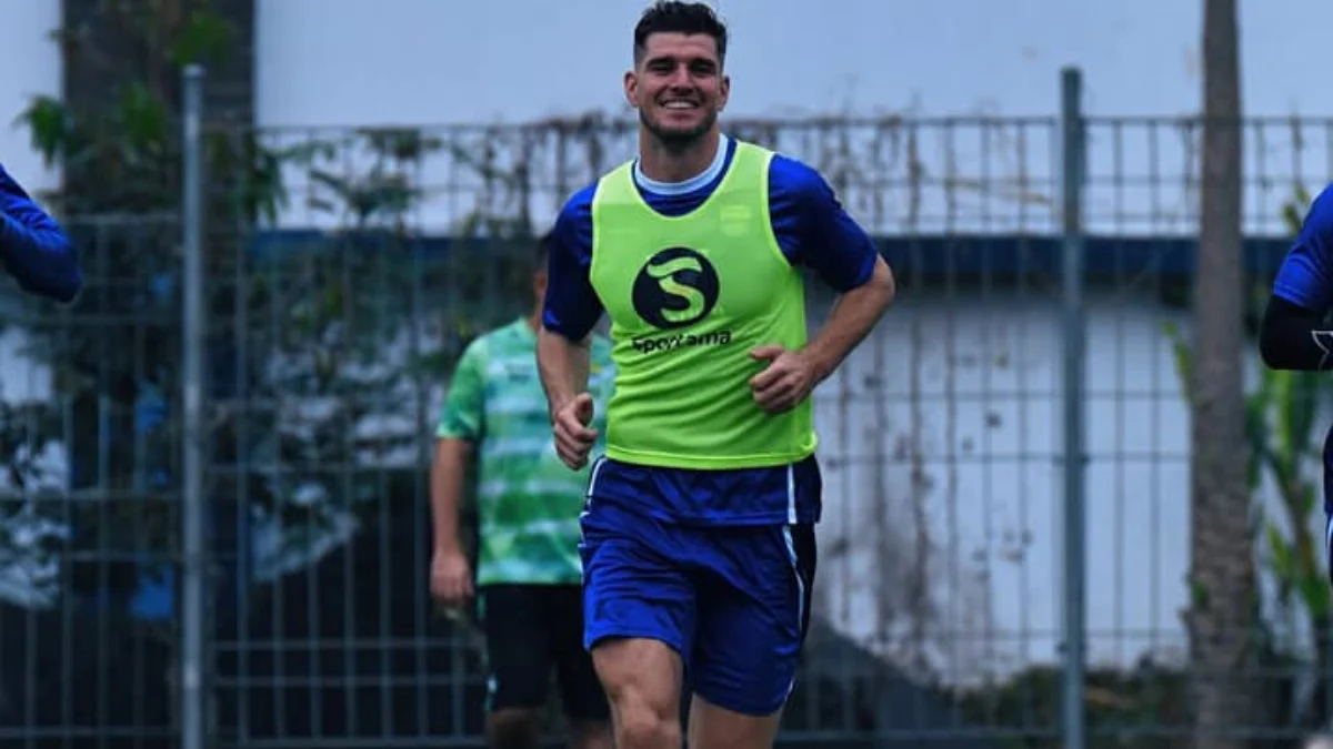 Siapa yang Cocok Gantikan Nick Kuipers di Persib Musim Depan?