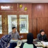 Masyarakat Penuhi Outlet Pegadaian Galeri 24 Pungkur