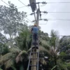 Terus Jaga Kualitas Jaringan, PLN Icon Plus SBU Regional Jawa Barat Konsisten Lakukan Patroli dan Perapihan Kabel Fiber Optik