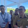 Sekda Bandung Barat, Ade Zakir saat ditemui di Ngamprah. Dok Jabar Ekspres/Suwitno