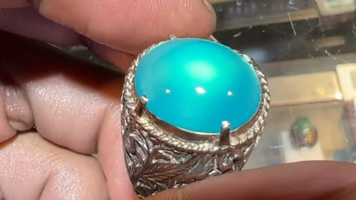 Begini Cara Mendeteksi Batu Akik Bacan Asli Begini Cara Mendeteksi Batu Akik Bacan Asli