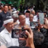 Gubernur Jabar Dedi Mulyadi saat merespon walk out Fraksi PDIP.