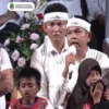 Dedi Mulyadi nampak marah kepada suporter Persikas di acara 'Nganjang Ka Warga' pada Rabu malam (28/5/2025).