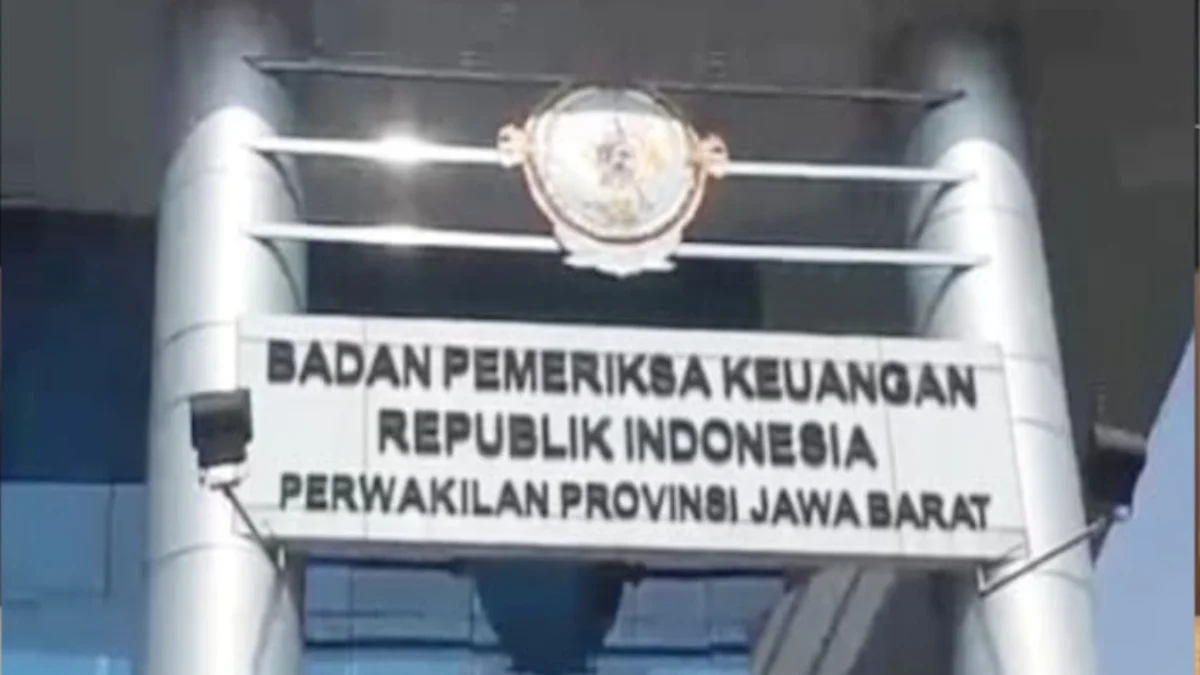 BPK Bongkar 'Lubang' Hukum PDAM Tirta Anom, Penyertaan Modal Miliaran Tak Sesuai Aturan! Ilustrasi Gedung BPK Jawa Barat. (ist)