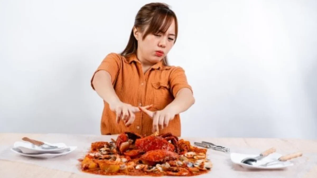 ILUSTRASI menghindari kadar kolesterol naik setelah makan daging. (freepik)