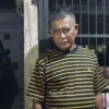 Kades Pasir Munjul Kecamatan Sukatani Kabupaten Purwakarta, Usep, akhirnya mengklarifikasi ucapannya yang menyebut Wakil Ketua DPRD Jabar Ono Surono memintanya untuk mengkritisi Gubernur Jawa Barat Dedi Mulyadi.