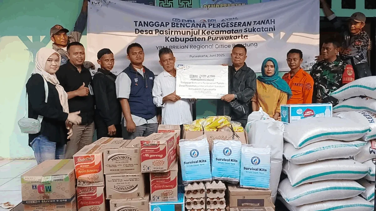YBM BRILiaN RO Bandung Salurkan Bantuan untuk Korban Pergeseran Tanah di Purwakarta YBM BRILiaN RO Bandung Salurkan Bantuan untuk Korban Pergeseran Tanah di Purwakarta