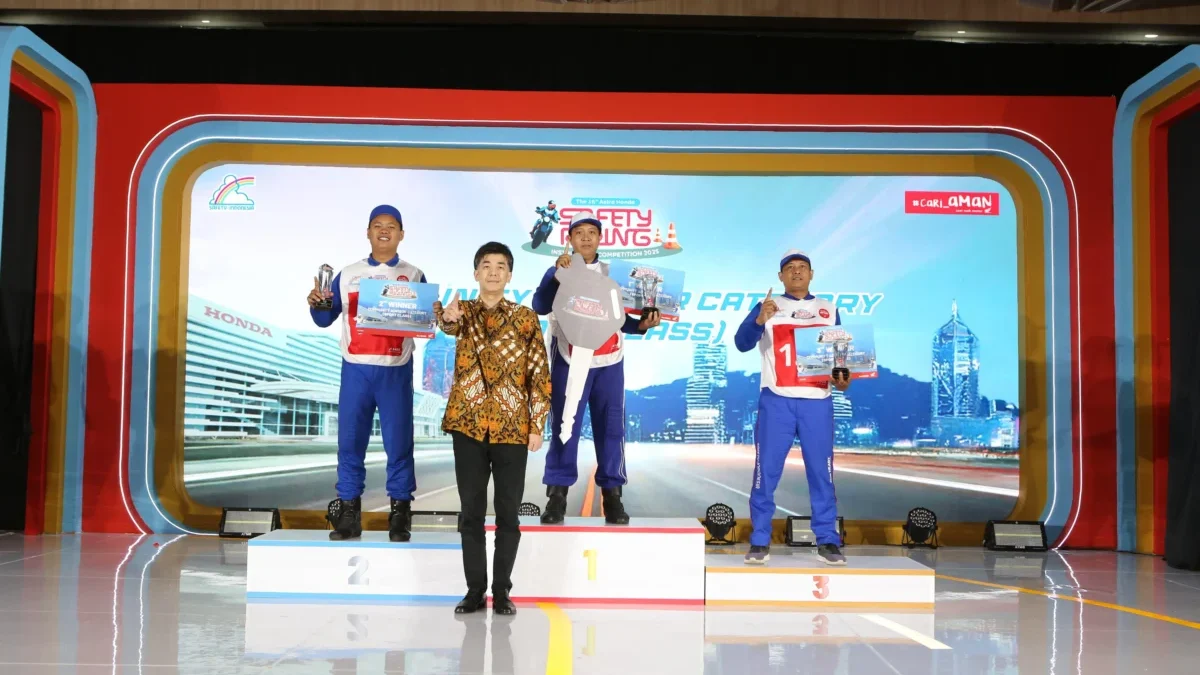 Prestasi membanggakan yang diraih oleh para instruktur dan advisor safety riding dari PT Daya Adicipta Motora (DAM).