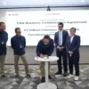 Direktur Network Telkom Nanang Hendarno saat memberikan sambutan pada acara penandatanganan perjanjian kerja sama penyediaan layanan Content Delivery Network as a Service (CDN as a Service/CaaS) di Indonesia antara Telkom dan Conversant di Telkom Landmark Tower, Jakarta, pada senin (23/6).