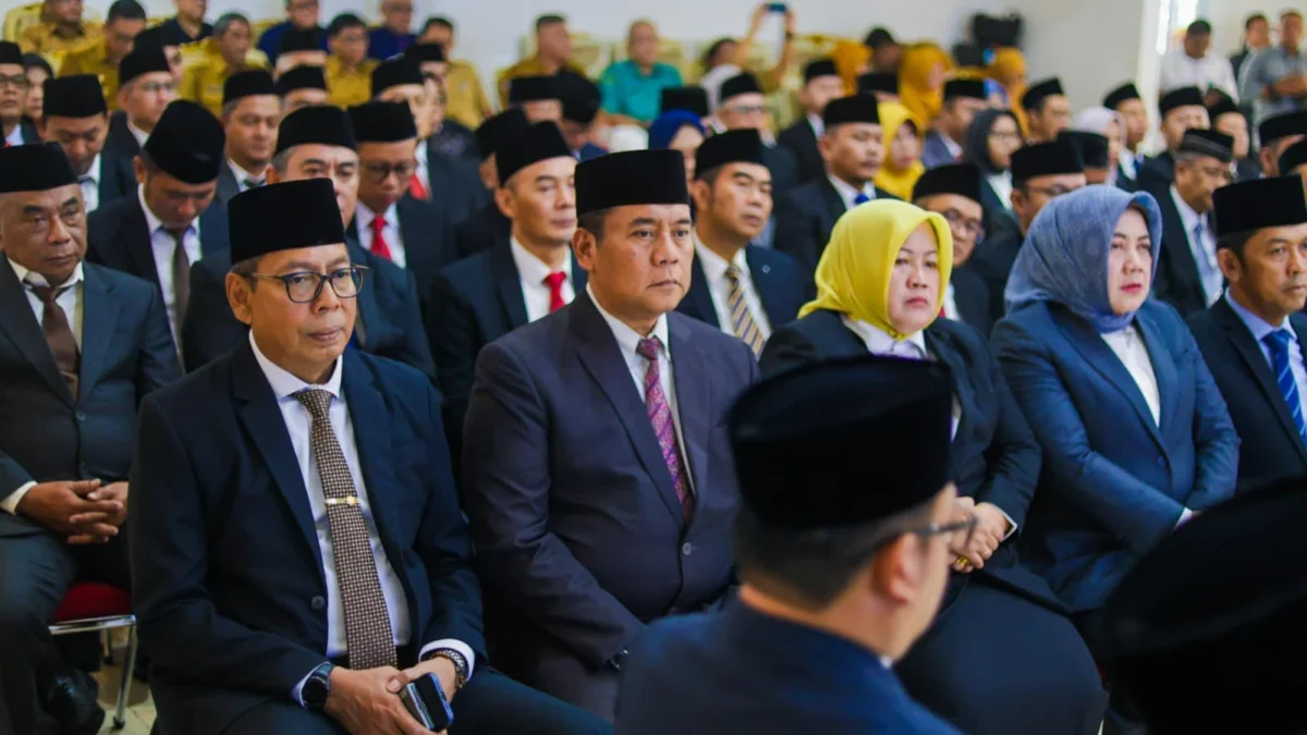 Wali Kota Bogor Rombak Posisi 62 Pejabat, 19 Kadis Dirotasi Wali Kota Bogor Rombak Posisi 62 Pejabat, 19 Kadis Dirotasi
