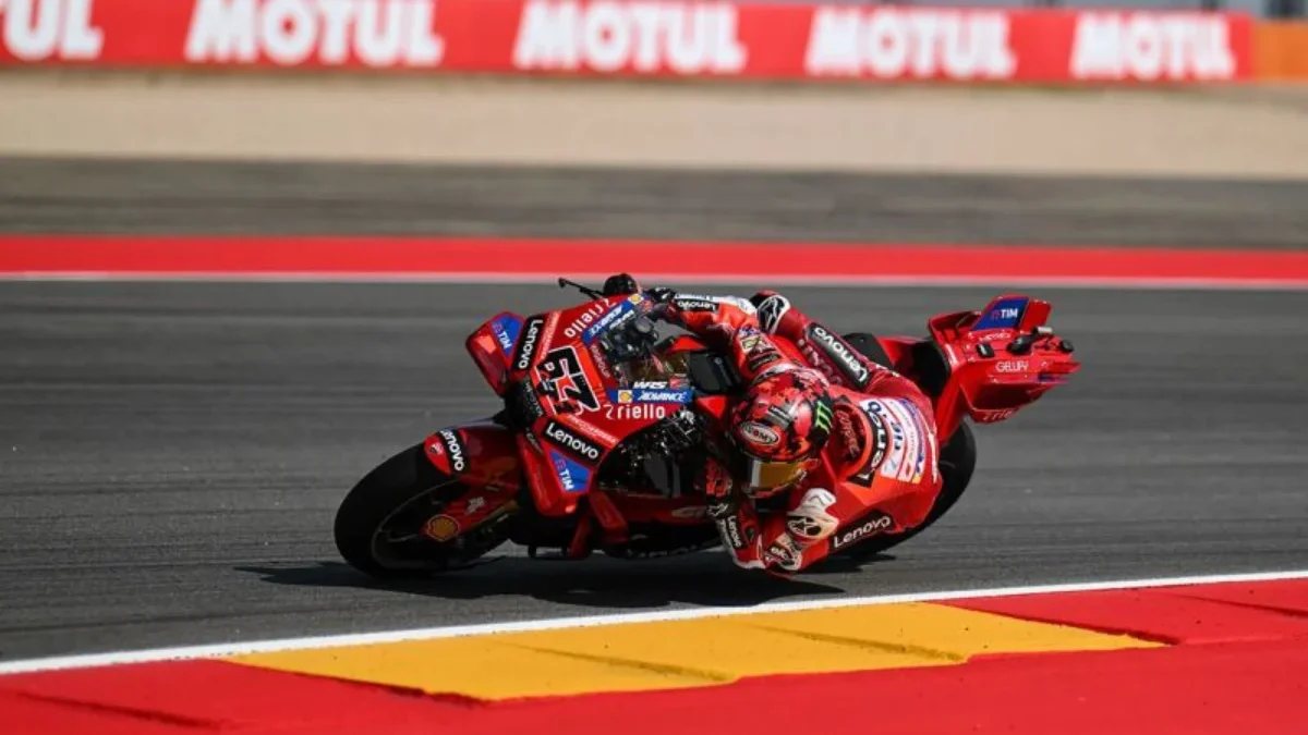 Bagnaia Mohon Maaf Usai Finis Ketiga di Sprint Race GP Italia Bagnaia Mohon Maaf