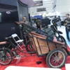 Becak Listrik produksi PT LEN yang ikut ditampilkan dalam INDO DEFENCE 2024.
