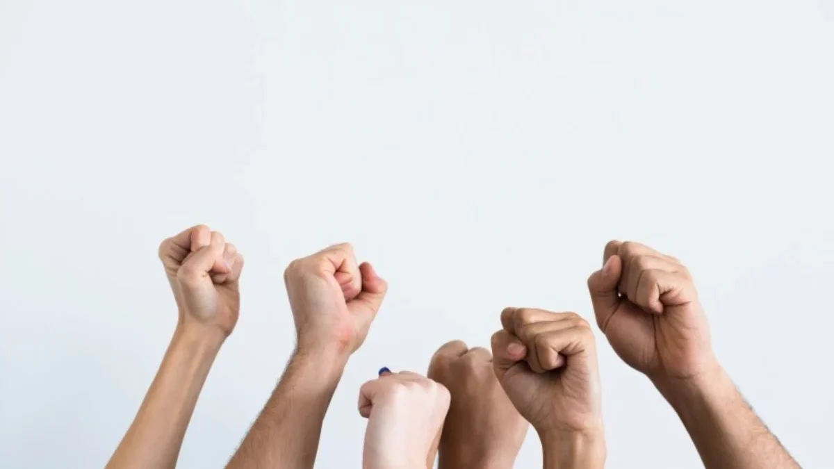 Bentrokan di Los Angeles, Warga Protes Penggerebekan Imigrasi Bentrokan di Los Angele