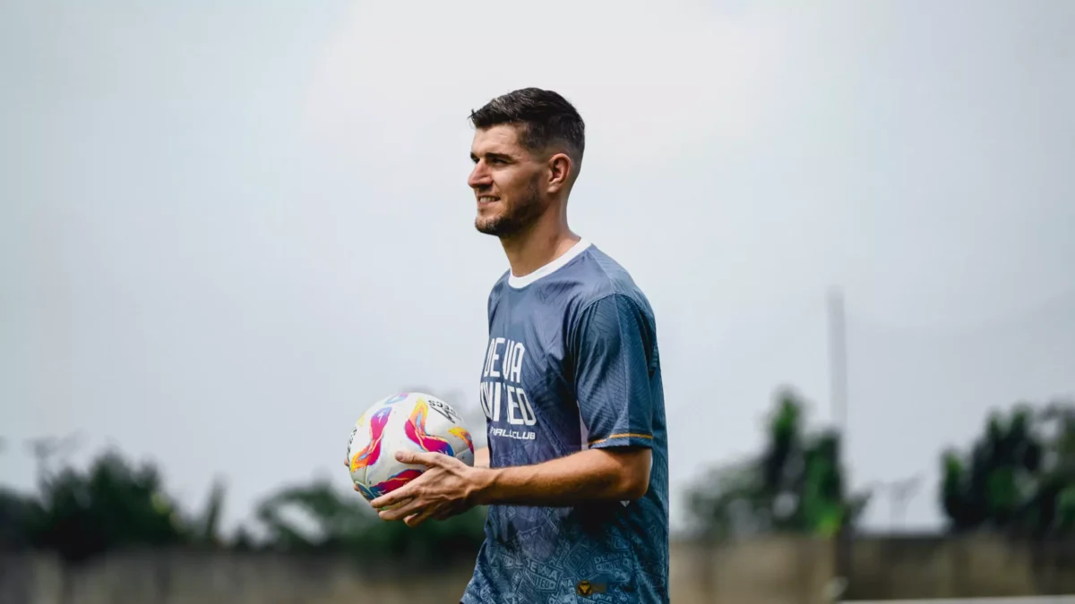 Setia Tanpa Balasan, Nick Kuipers Tak Pernah Dapat Kontrak Baru dari Persib