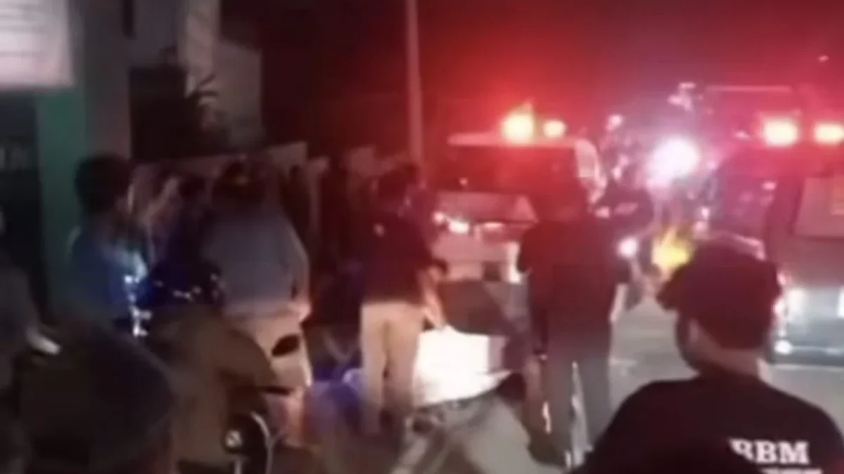 Ngeri! Pemuda Tanpa Identitas Tewas Terlindas Truk Tambang di Parungpanjang Pemuda tewas terlindas truk di Parungpanjang Bogor