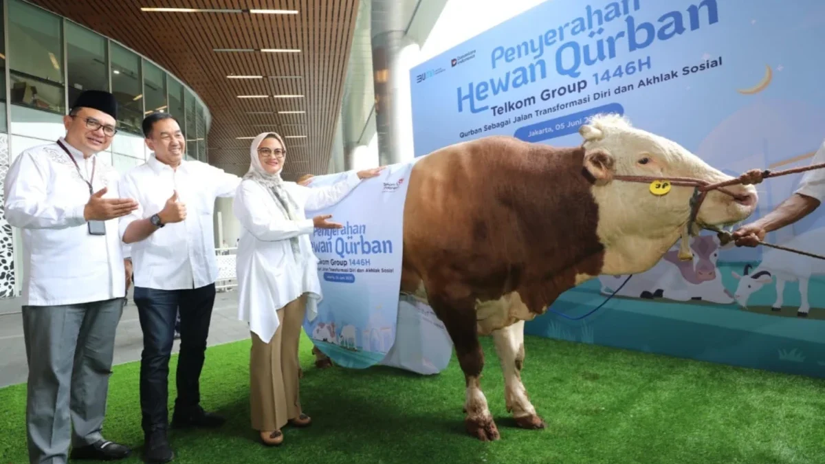 Hari Raya Iduladha 1446H, TelkomGroup Salurkan 946 Hewan Kurban untuk Masyarakat