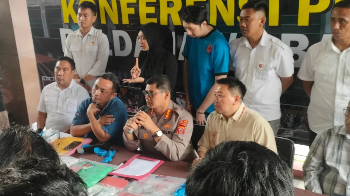 Terungkap, Tersangka Kasus Pelecehan Seksual di RSHS Bandung Ternyata Memiliki Kelainan! Ist. Konferensi pers Polda Jabar terkait kasus dugaan pelecehan seksual di RSHS Bandung beberapa waktu lalu. Foto. Sandi Nugraha / Jabar Ekspres.