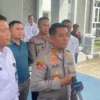 Kapolresta Bandung Kombes Pol Aldi Subartono bersama Kalapas Narkotika Kelas IIA Bandung, Tohari saat ditemui awak media, Rabu (11/6/2025). Foto Agi / Jabar Ekspres