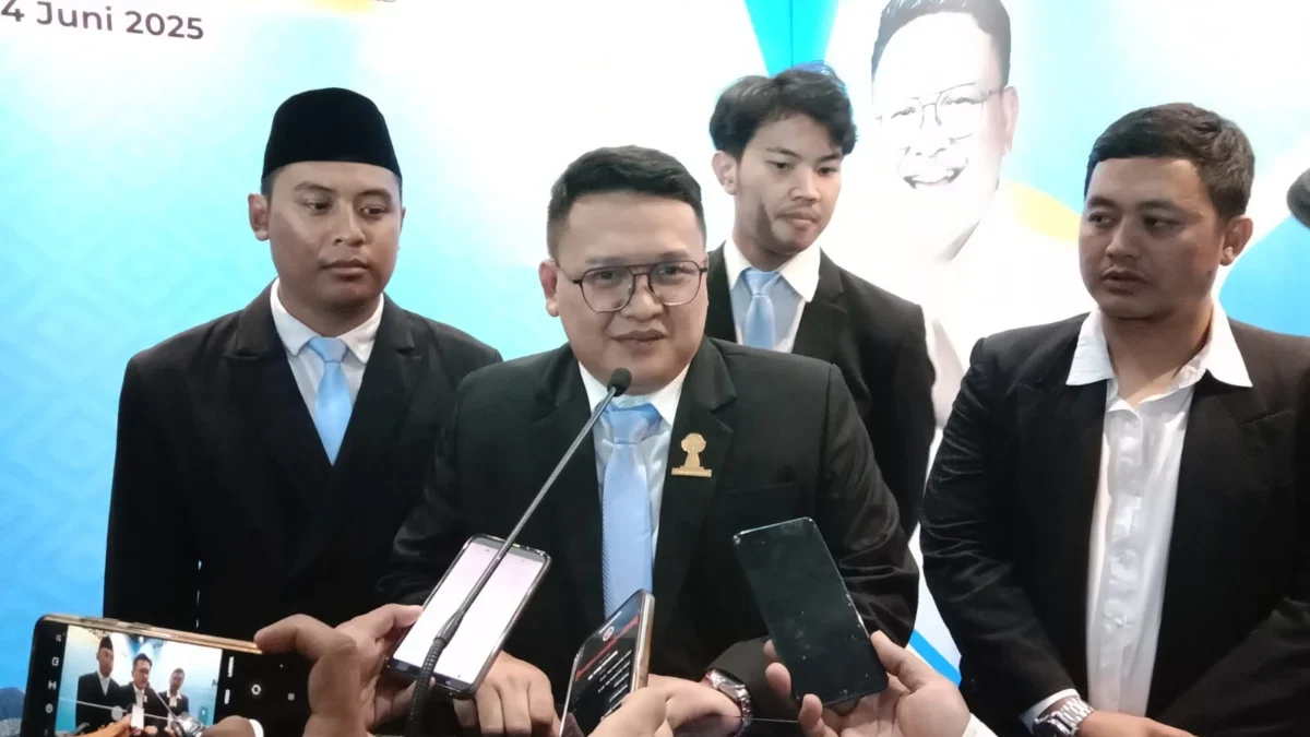 Ketua Umum BPC HIPMI Kota Cimahi, Aria Putra Perdana usai Pelantikan Pengurus BPC HIPMI Kota Cimahi. (Mong/Jabar Ekspres)