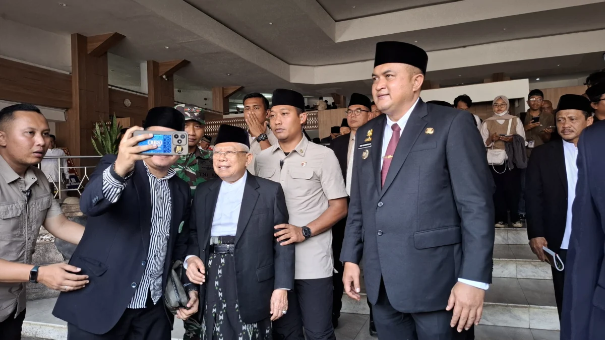 Hadiri Ijtima Ulama dan Pembukaan PKU XIX Kabupaten Bogor, Ini Pesan Ma'ruf Amin! Hadiri Ijtima Ulama dan Pembukaan PKU XIX Kabupaten Bogor, Ini Pesan Ma'ruf Amin!