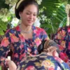 Harga Kalung Blue Sapphire yang Dipakai Maia Estianty saat Siraman Al Ghazali Capai Rp10 M?