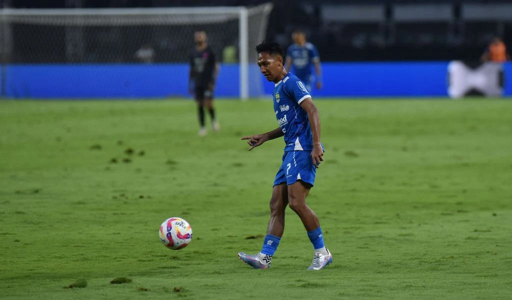 Persib Perpanjang Kontrak Beckham Putra di Tengah Isu Transfer Rachmat Irianto ke Persebaya