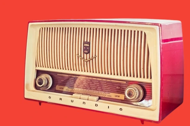 Radio Jadul yang Jadi Incaran Kolektor ( Sumber Gambar: Pixabay)