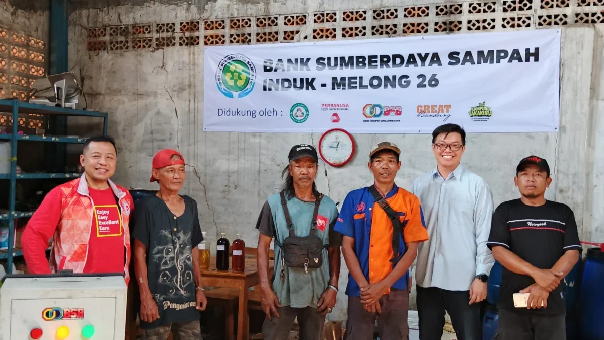 Perkumpulan Pengelola Sampah dan Bank Sampah Nusantara (Perbanusa) Kota Cimahi /Firman Satria/Jabar Ekspres/