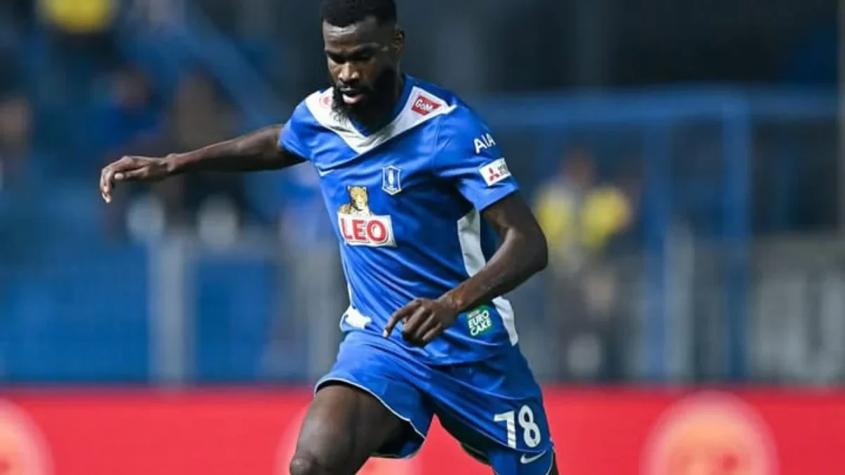 Sosok Christian Gomis, Bek Prancis yang Kabarnya Gabung Persib Bandung