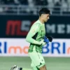 Ini Sosok Kiper Baru Persib Bandung Pengganti Kevin Ray Mendoza, Masih Muda!