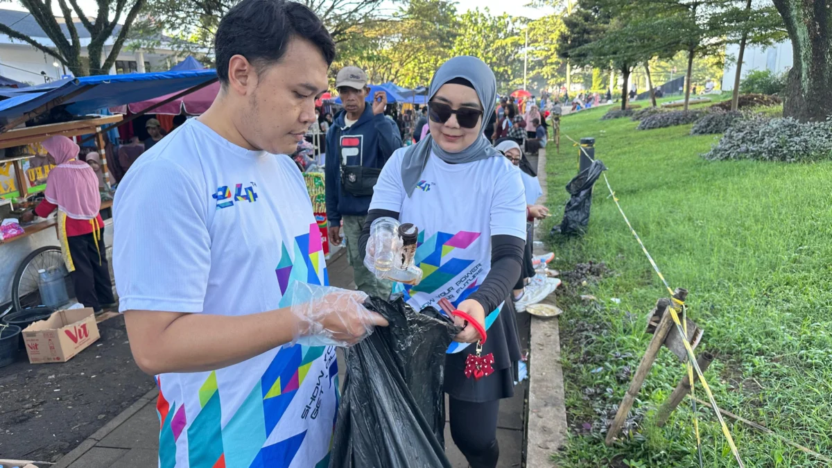 PLN Icon Plus Regional Jawa Barat Gelar Aksi “Bottle Up” Peringati Hari Lingkungan Hidup Sedunia