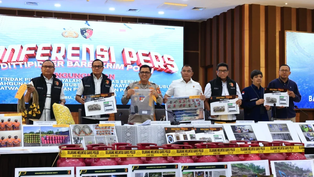 Terbongkar! Bareskrim Ungkap Kejahatan Terorganisir: Gas Oplosan, BBM Ilegal, hingga Perdagangan Sisik Trenggiling Brigjen Pol Nunung Syaifuddin, Dirtipidter Bareskrim Polri, menegaskan komitmen pihaknya dalam pemberantasan kejahatan lingkungan dan sumber daya alam.