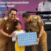 Wali Kota dan Wakil Wali Kota Cimahi dalam kegiatan Pencanangan Gerakan Tujuh Kebiasaan Anak Indonesia Hebat di Kota Cimahi (mong)