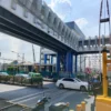 Ilustrasi: Suasana di kawasan Skybridge penghubung Stasiun Bogor dan Stasiun Paledang, Senin (16/6). (Yudha Prananda / Jabar Ekspres)
