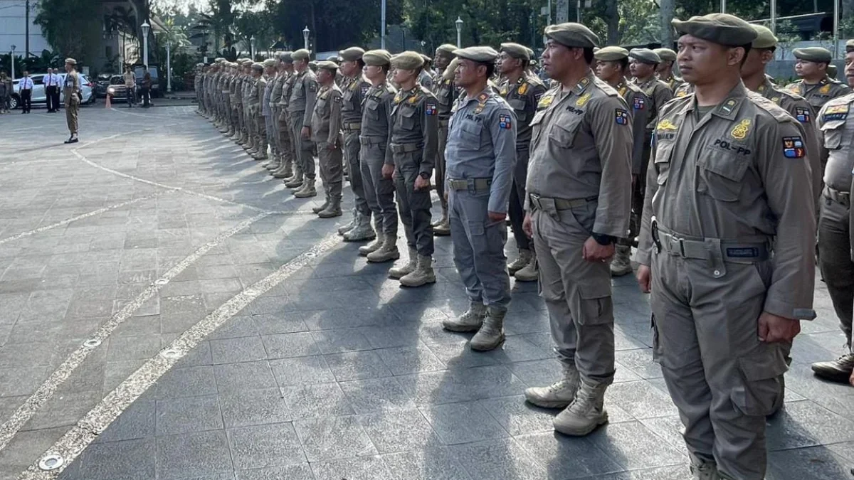Pemkot Bogor Bakal Tambah 50 Personel Satpol PP, Ini Pesan Jenal Mutaqin! Ilustrasi: Jajaran Satpol PP Kota Bogor saat mengikuti apel di Plaza Balai Kota Bogor. (Yudha Prananda / Jabar Ekspres)