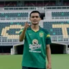 Resmi! Dari Persib, Kini Rachmat Irianto Kembali Gabung Persebaya