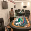 Dok. Salah satu tempat judi kasino berkedok lapangan futsal di bandung berhasil diungkap Polda Jabar. Foto: Sandi Nugraha / Jabar Ekspres.