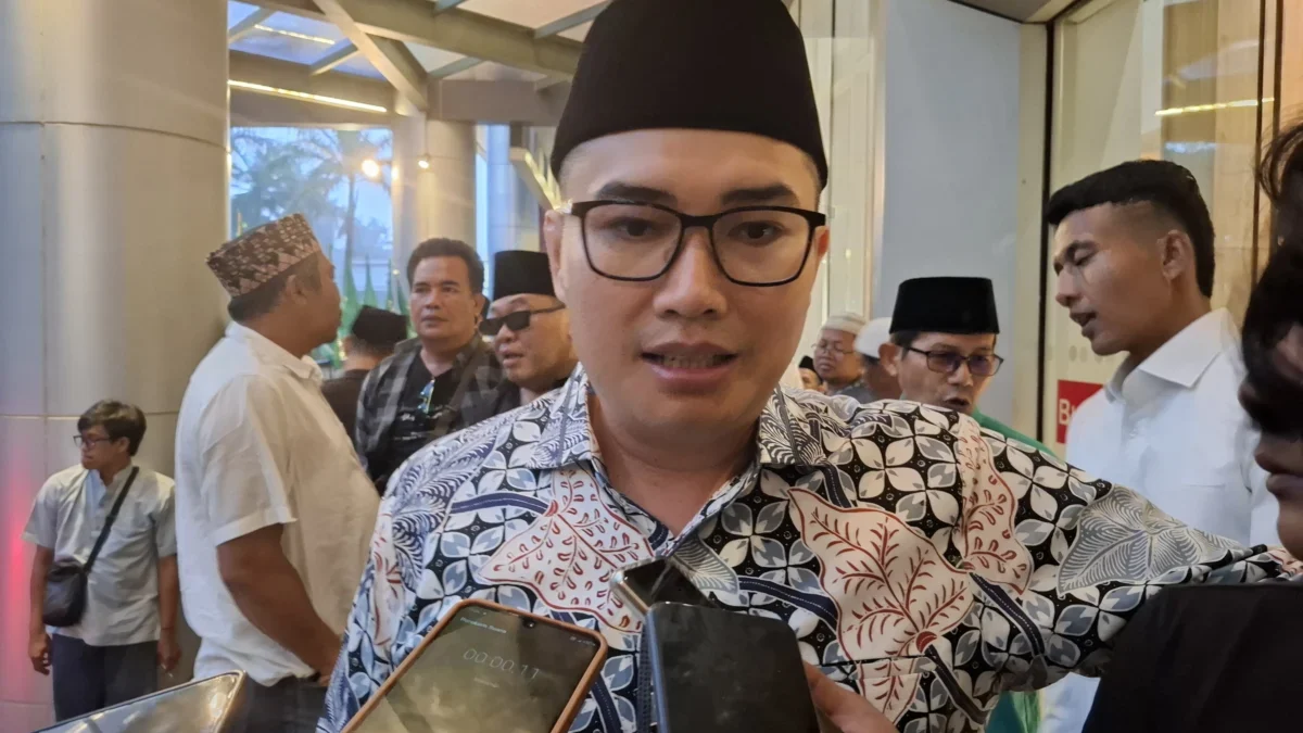 Ketua DPRD Kabupaten Bogor Sastra Winara ingatkan perusahaan harus turut menjaga kelestarian lingkungan.