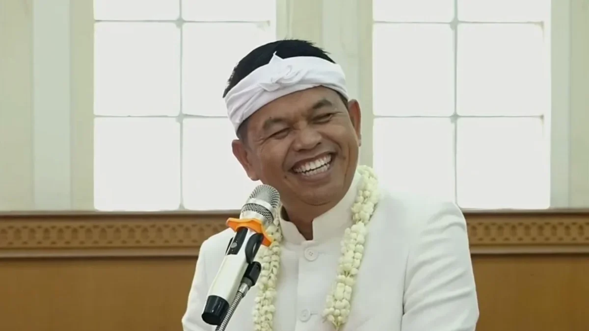 Gubenur Jawa Barat, Dedi Mulyadi saat Kunjungannya ke Cimahi (Mong)